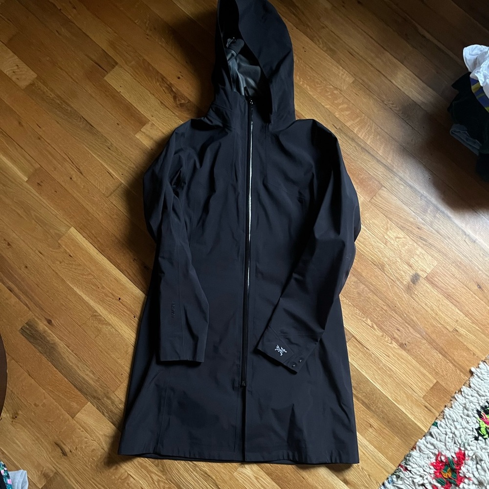 Arc’teryx Long Black Women’s Raincoat.
